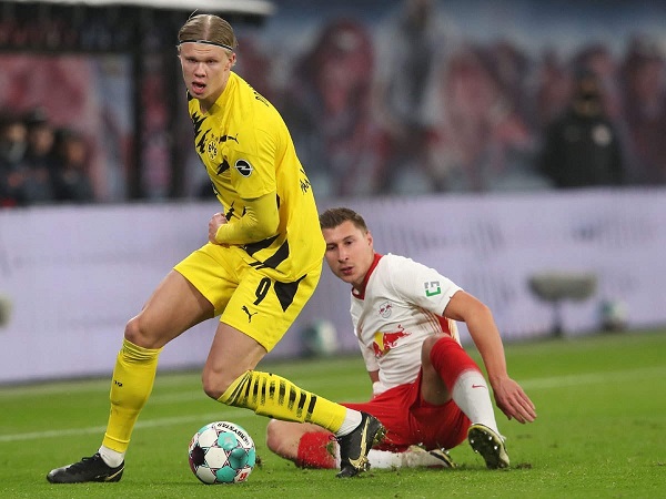 Rozhodnutí hráčů nové éry Erlinga Brauta Hålanda a Kyliana Mbappého